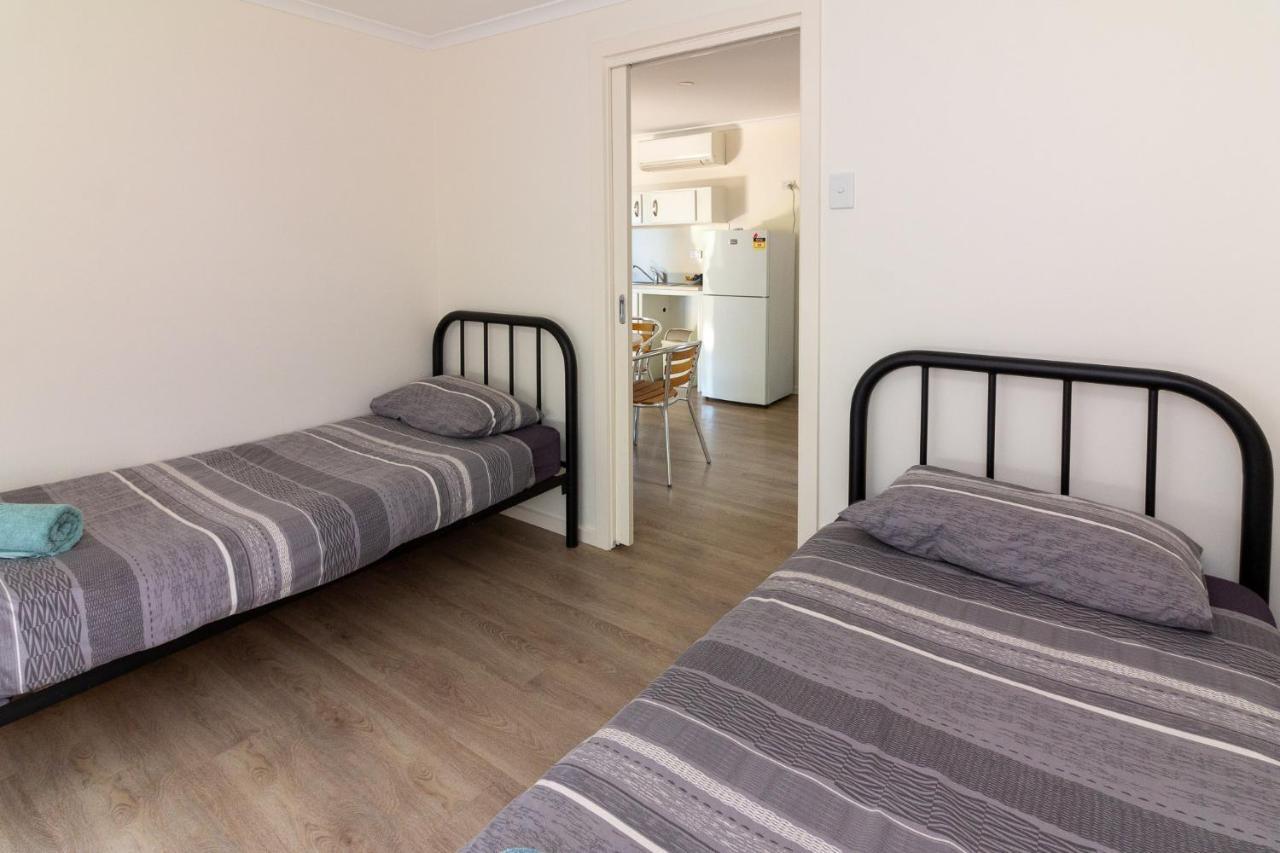 Paringa Caravan Park Renmark Bagian luar foto