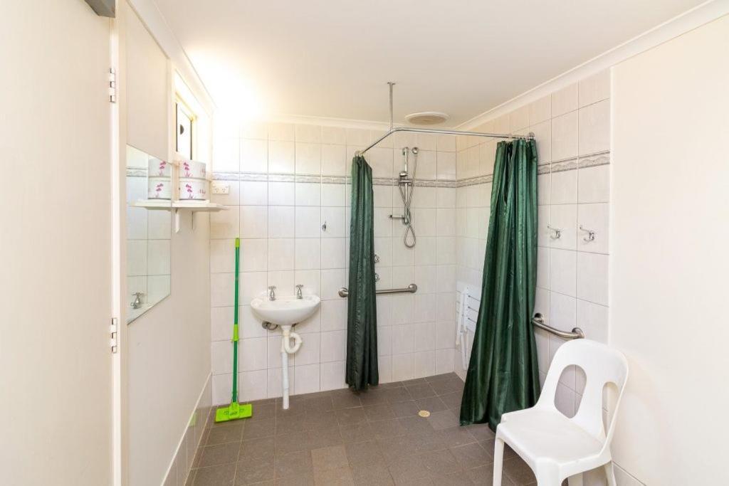 Paringa Caravan Park Renmark Bagian luar foto