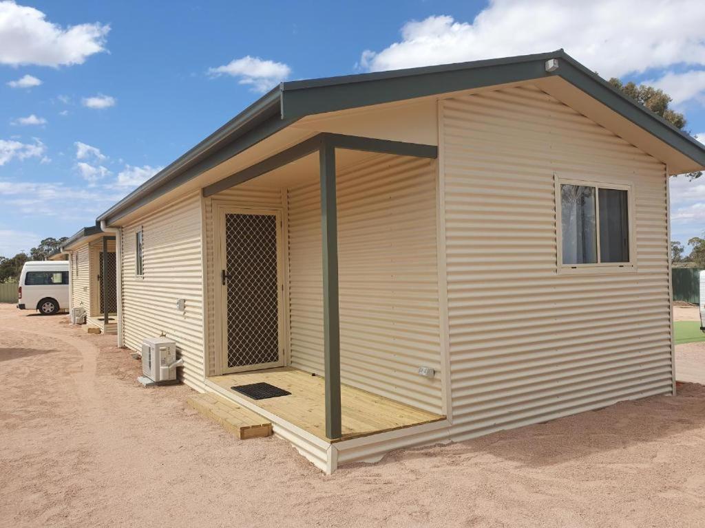 Paringa Caravan Park Renmark Bagian luar foto