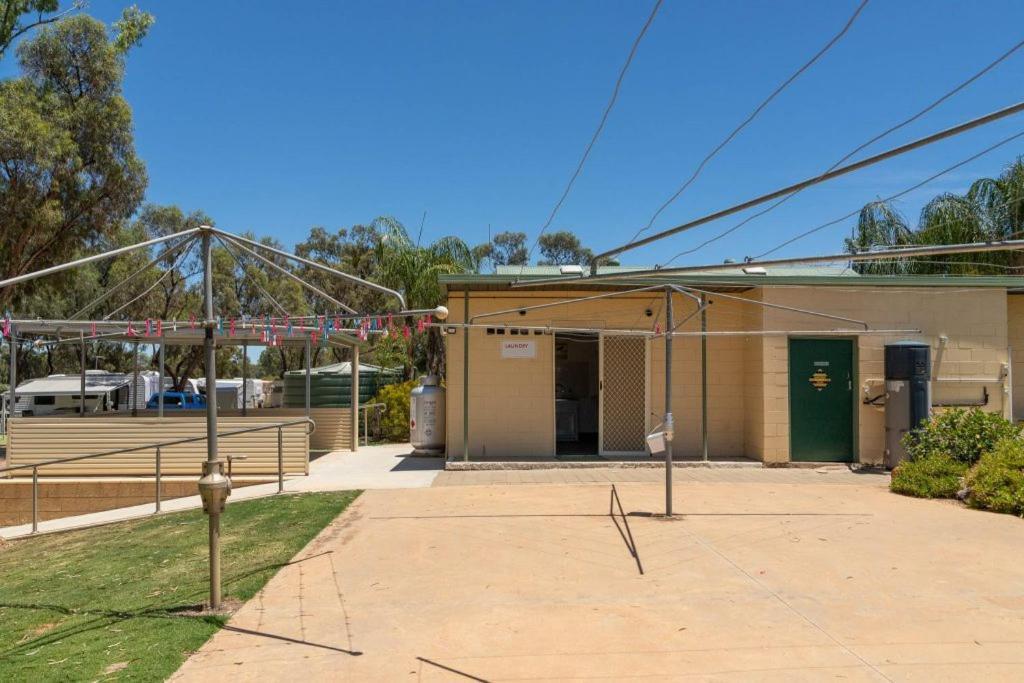 Paringa Caravan Park Renmark Bagian luar foto