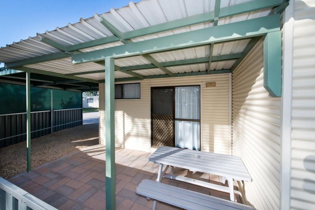 Paringa Caravan Park Renmark Bagian luar foto